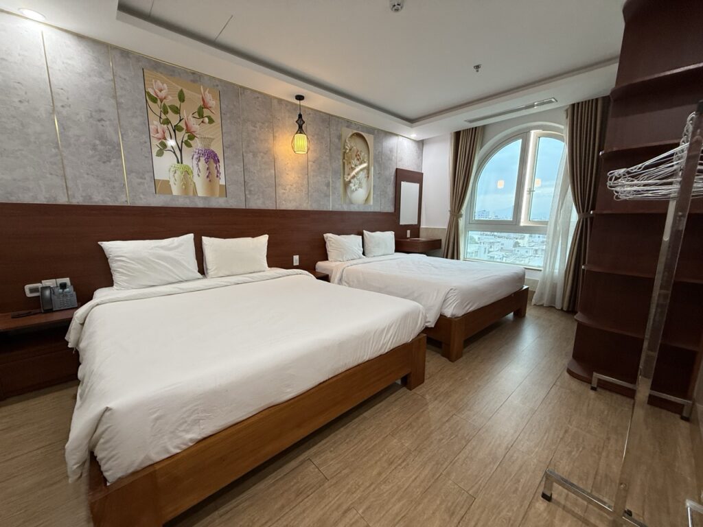 Quan Cuong Beach Hotel Da Nang