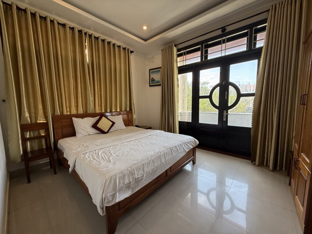 Dam Tien Hotel