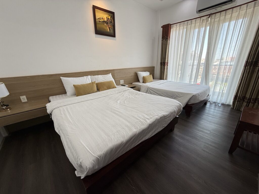 Shine Hue Hotel 2