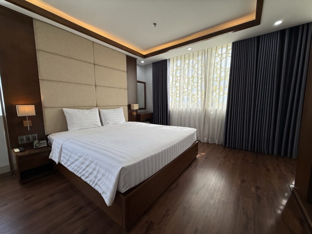 Merry Hotel